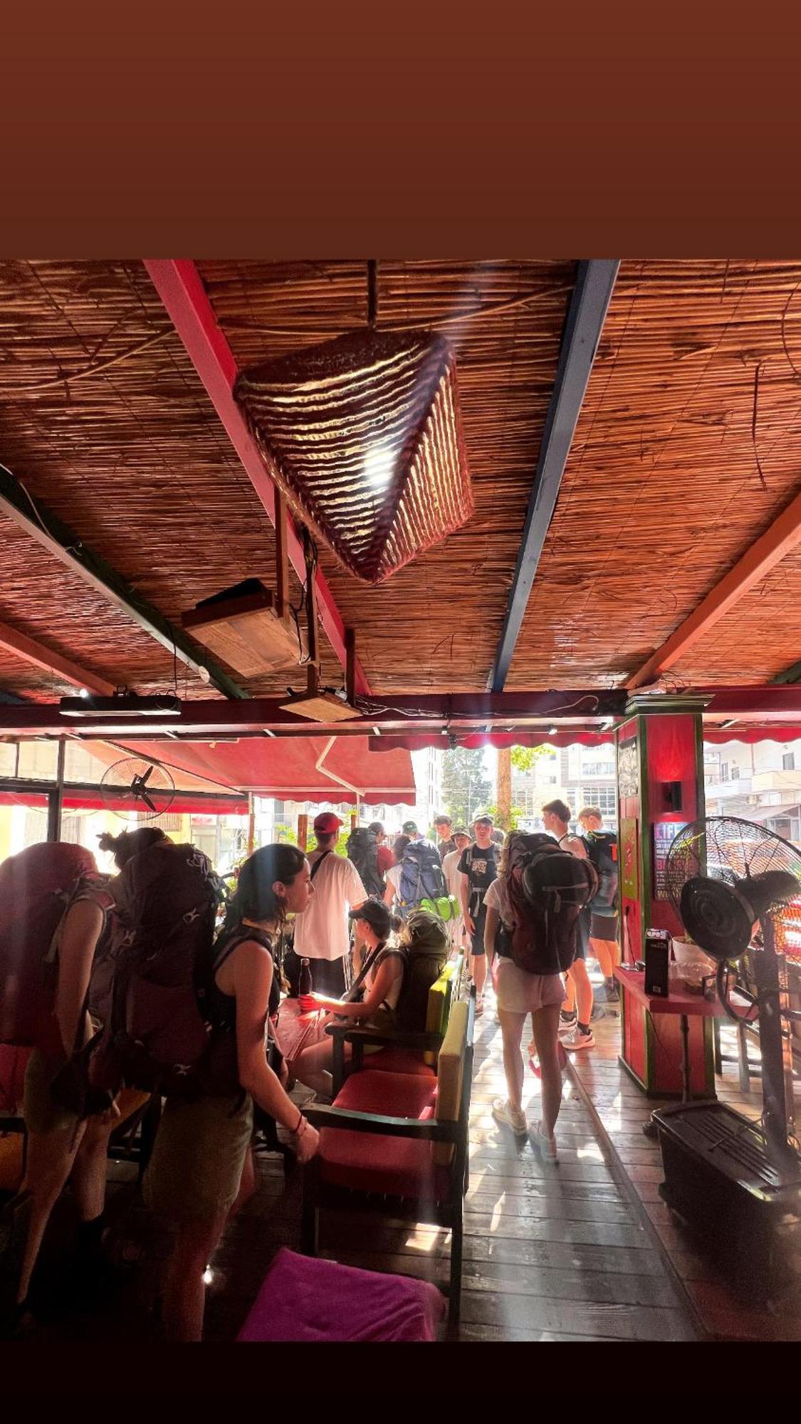 Hostel Chilli Tiranë Ngoại thất bức ảnh
