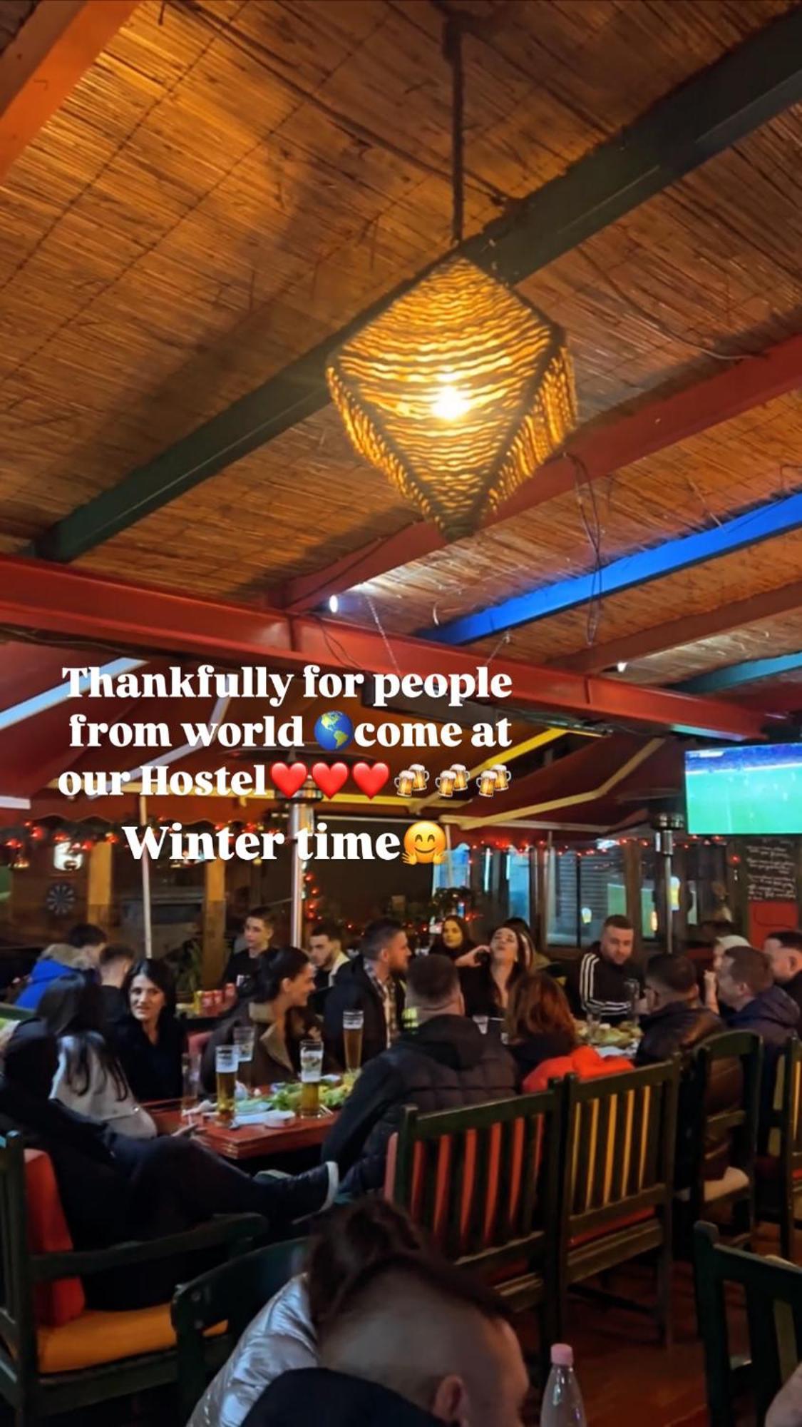 Hostel Chilli Tiranë Ngoại thất bức ảnh