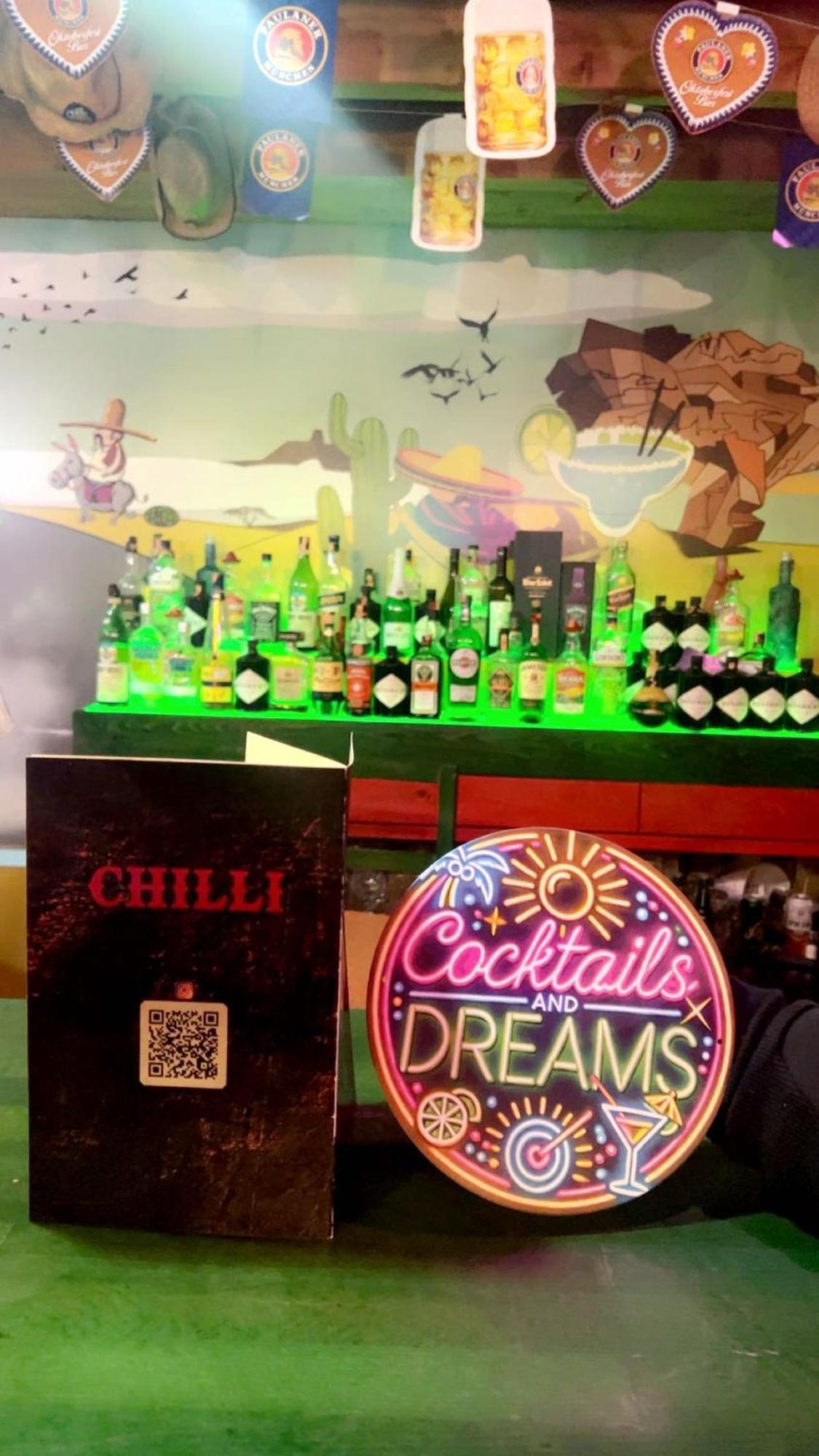Hostel Chilli Tiranë Ngoại thất bức ảnh